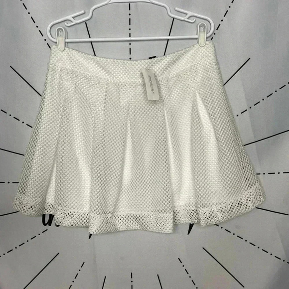 Banana Republic White Mesh Skater Mini Skirt - Picture 3 of 5